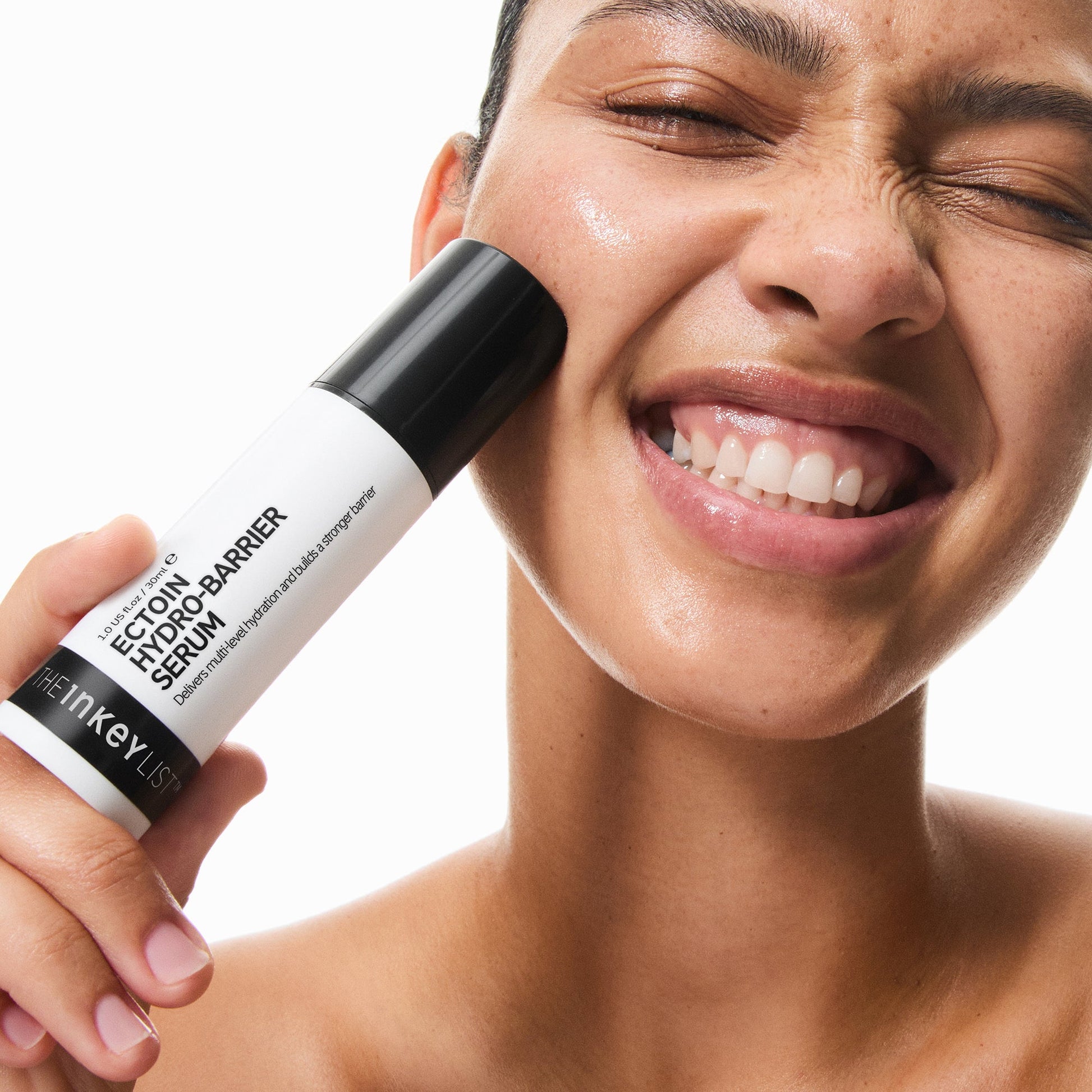ectoin-hydro-barrier-serum-o3 Omega50_Model_2000x2000_51d34848-519c-4045-b288-30216504f8ba.jpg
